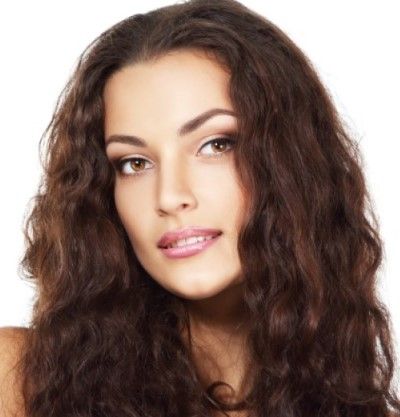 combater cabelo frisado